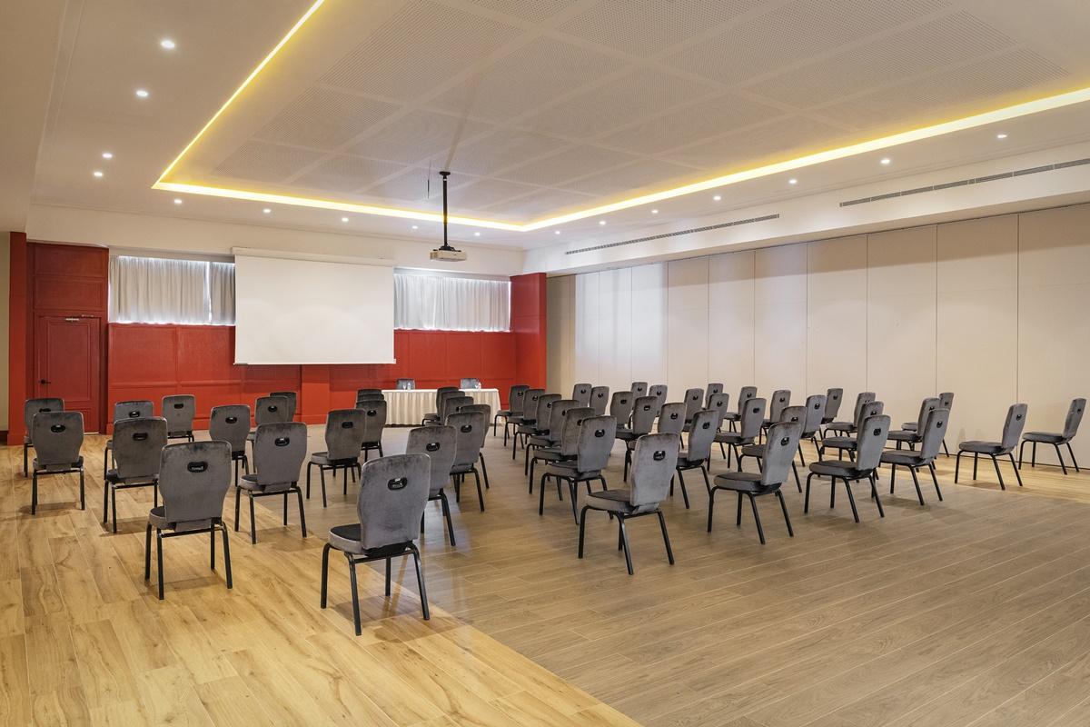 Ocean Eden Bay (Adults Only) Hotell Spring Rises Eksteriør bilde Meeting room