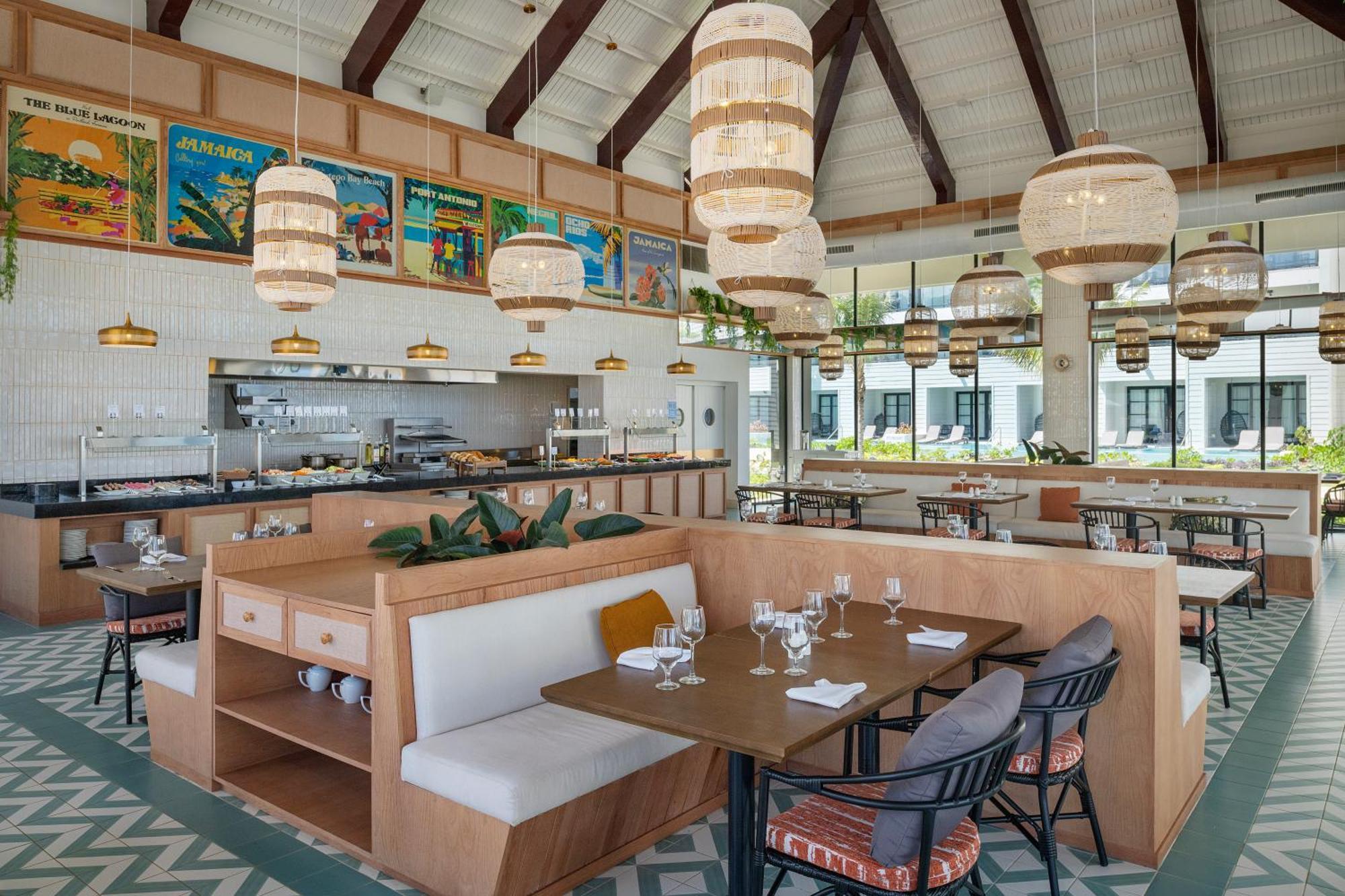 Ocean Eden Bay (Adults Only) Hotell Spring Rises Eksteriør bilde The interior of the restaurant